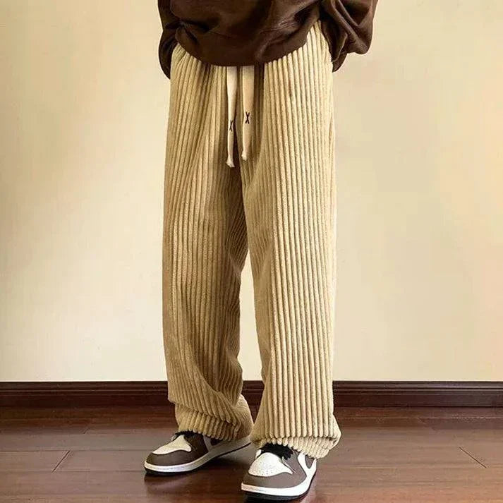 Nolan | Men's corduroy trousers with wide legs and a drawstring waist
