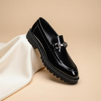 Montelaro | Mocassins en cuir avec boucle métallique et semelle épaisse