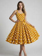 Rosalie | Vintage Prikket Midi Kjole Med Feminint Snit
