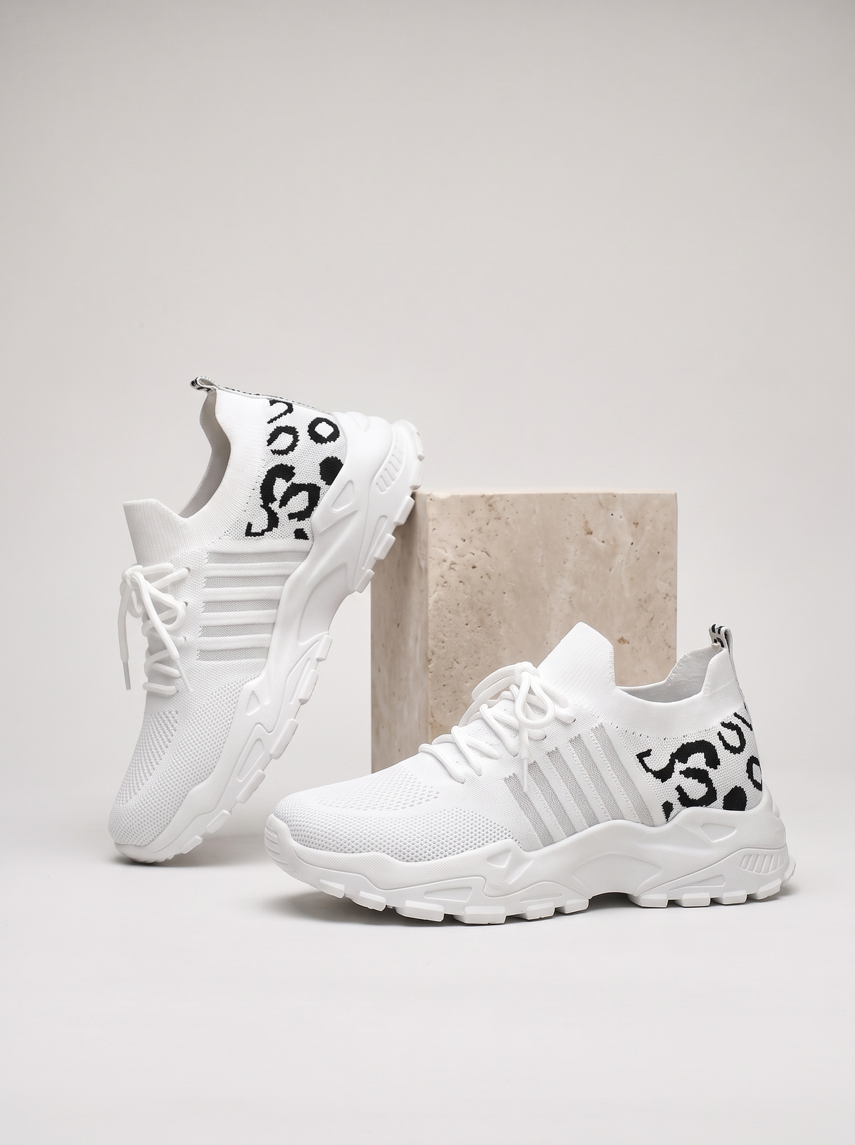 Elara | Women's Cushion Sneakers