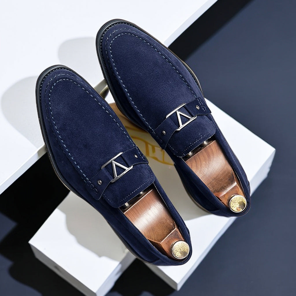Antonio | Mocasines Hechos a Mano en Ante para Hombre con Hebillas de Metal Gunmetal
