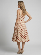 Rosalie | Vintage Prikket Midi Kjole Med Feminint Snit