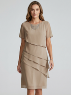 Elowen | Midi Kjole med Lagdelt Chiffon og Løs Pasform