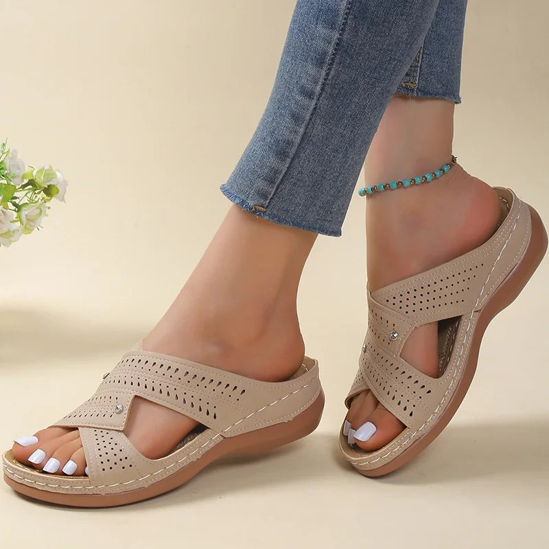 Serella | Komfortable Ergonomiske Sandaler med Krydsremme
