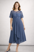 Seraphina | Midi Kjole med Blondeoverdel og Chiffon Nederdel