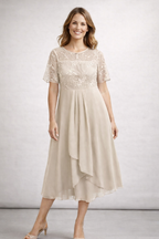 Seraphina | Midi Kjole med Blondeoverdel og Chiffon Nederdel