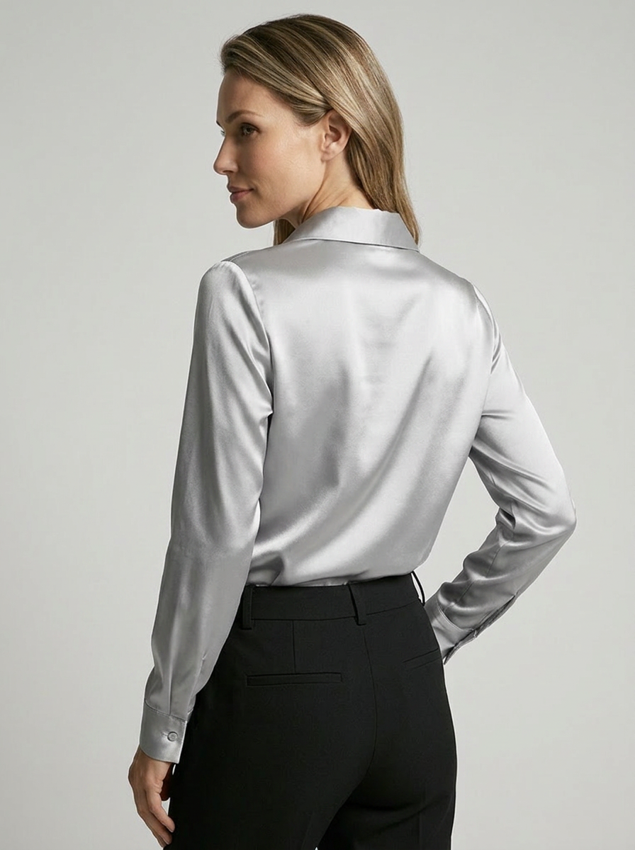 Seraphine | Satin Bluse med Vandfaldshals og Lange Ærmer