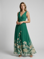 Jade | Blomstret Maxikjole Med Elegant V-Udskæring