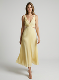 Lunaria| Robe midi plissée avec col en V et silhouette fluide