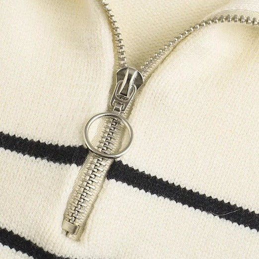 Isabelle™ | Maglione vintage chic da donna con mezza cerniera e classiche righe