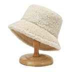 Alina | Women's lambswool bucket hat with teddy texture