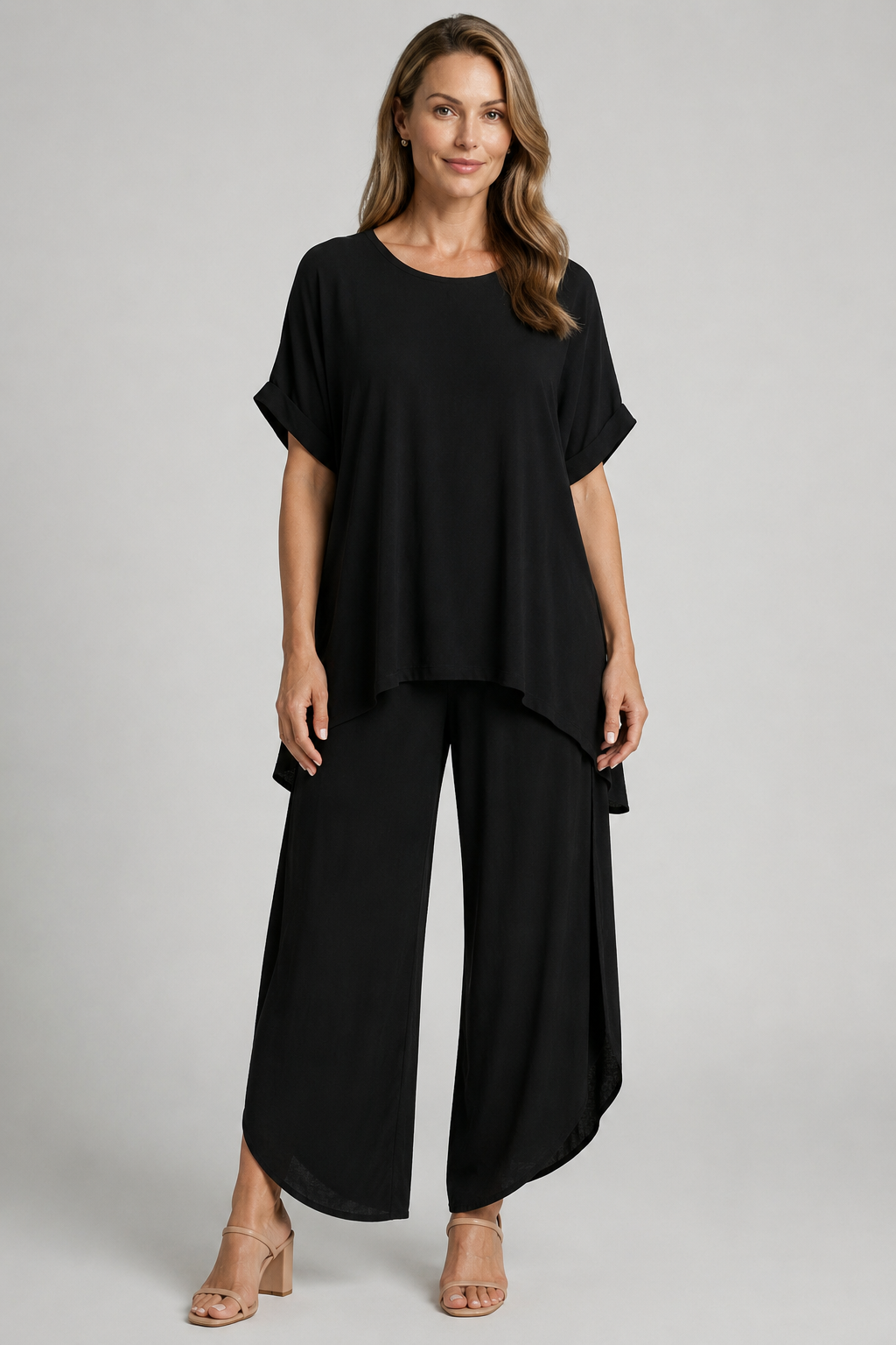 Luca | Comfortable Two-Piece Women's Set with Blouse and Pants