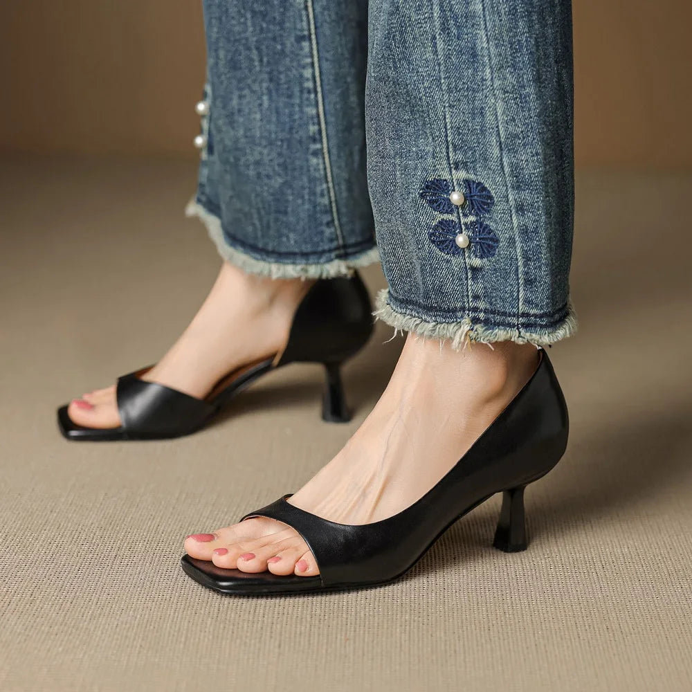 Lunaria | Elegante Sandal Hæle Med Åben Tå Og Firkantet Design
