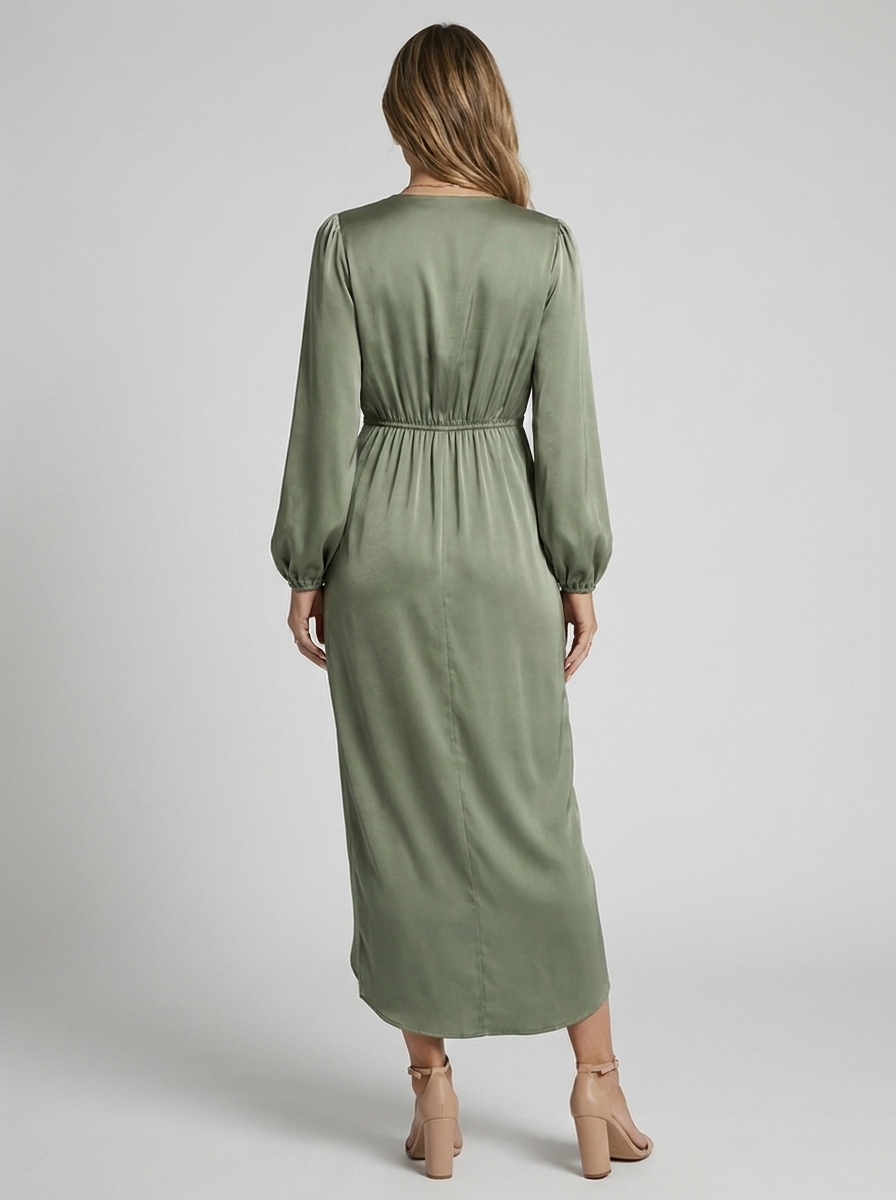 Arabella | Elegant Midikjole Med V-Udskæring & Draperet Slids