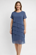 Elowen | Midi Kjole med Lagdelt Chiffon og Løs Pasform