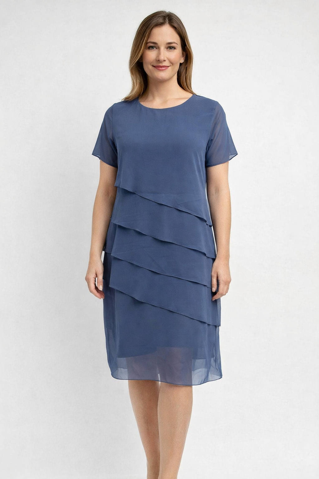 Elowen | Midi Kjole med Lagdelt Chiffon og Løs Pasform