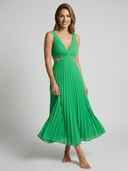 Lunaria| Robe midi plissée avec col en V et silhouette fluide