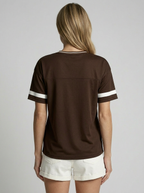 Nova | Varsity T-Shirt Med V-Hals Og Nummerprint