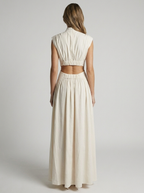 Celestia | Elegancka sukienka maxi z golfem i wycięciami