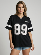 Nova | Varsity T-Shirt Med V-Hals Og Nummerprint