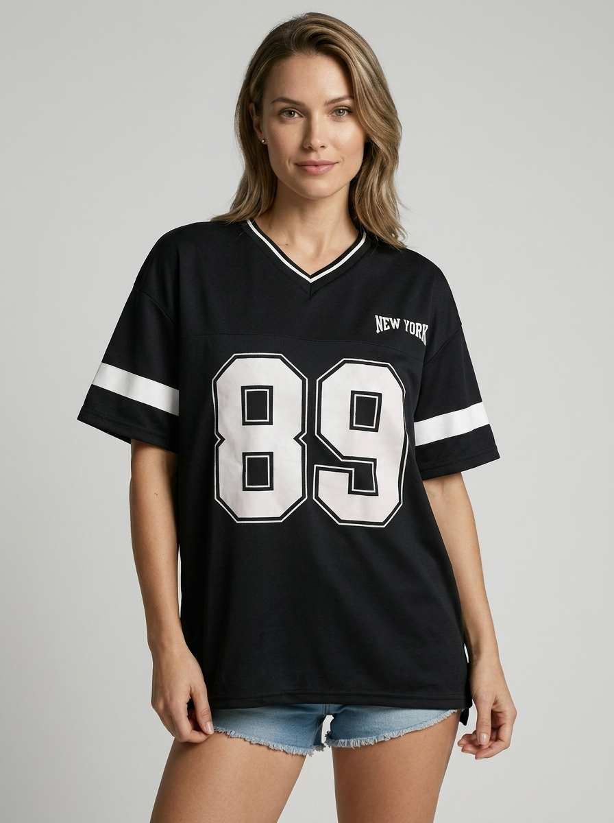 Nova | Varsity T-Shirt Med V-Hals Og Nummerprint