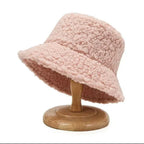 Alina | Women's lambswool bucket hat with teddy texture