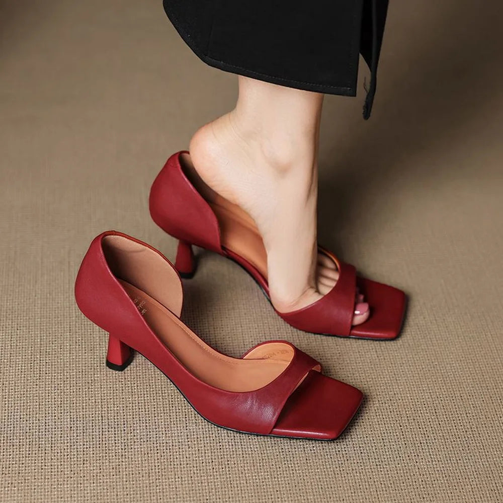Lunaria | Elegante Sandal Hæle Med Åben Tå Og Firkantet Design