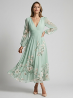 Isabella | Elegant Blomstret Maxi Kjole Med Plisseret Nederdel