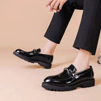 Montelaro | Mocassins en cuir avec boucle métallique et semelle épaisse