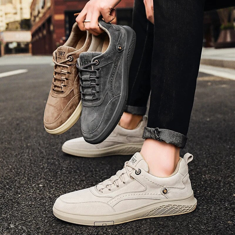 Ravello | Ruskind Sneakers Med Komfortsål Og Klassisk Design
