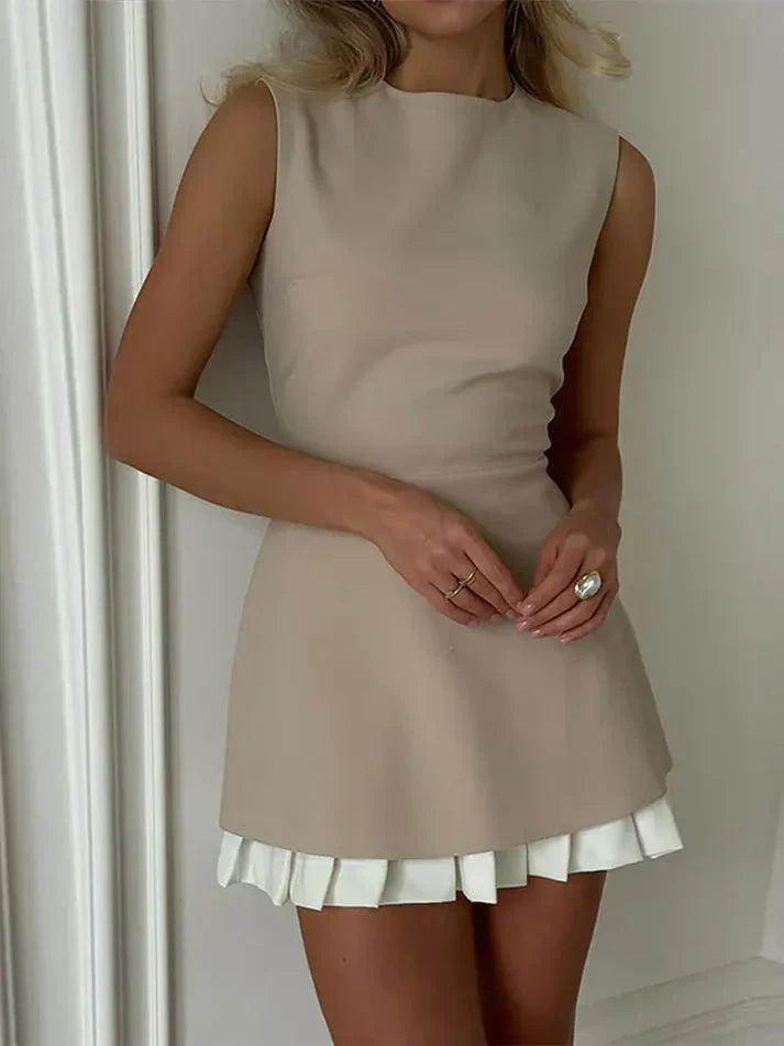 Loraine | Todelt Look Mini Kjole med Plisseret Flæsekant