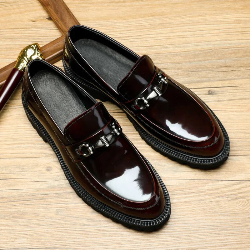 Montelaro | Mocassins en cuir avec boucle métallique et semelle épaisse