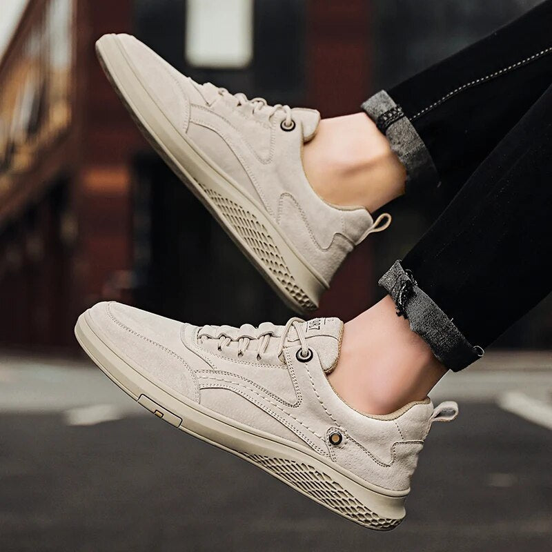 Ravello | Ruskind Sneakers Med Komfortsål Og Klassisk Design