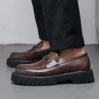 Marcello | Mocasines de cuero con suela gruesa y hebilla metálica