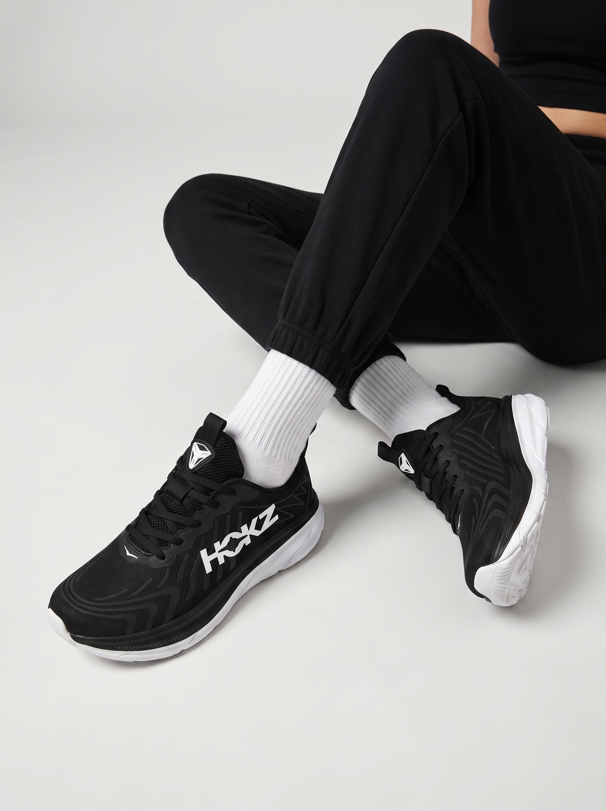 Nerio | Running Shoes with Cushion