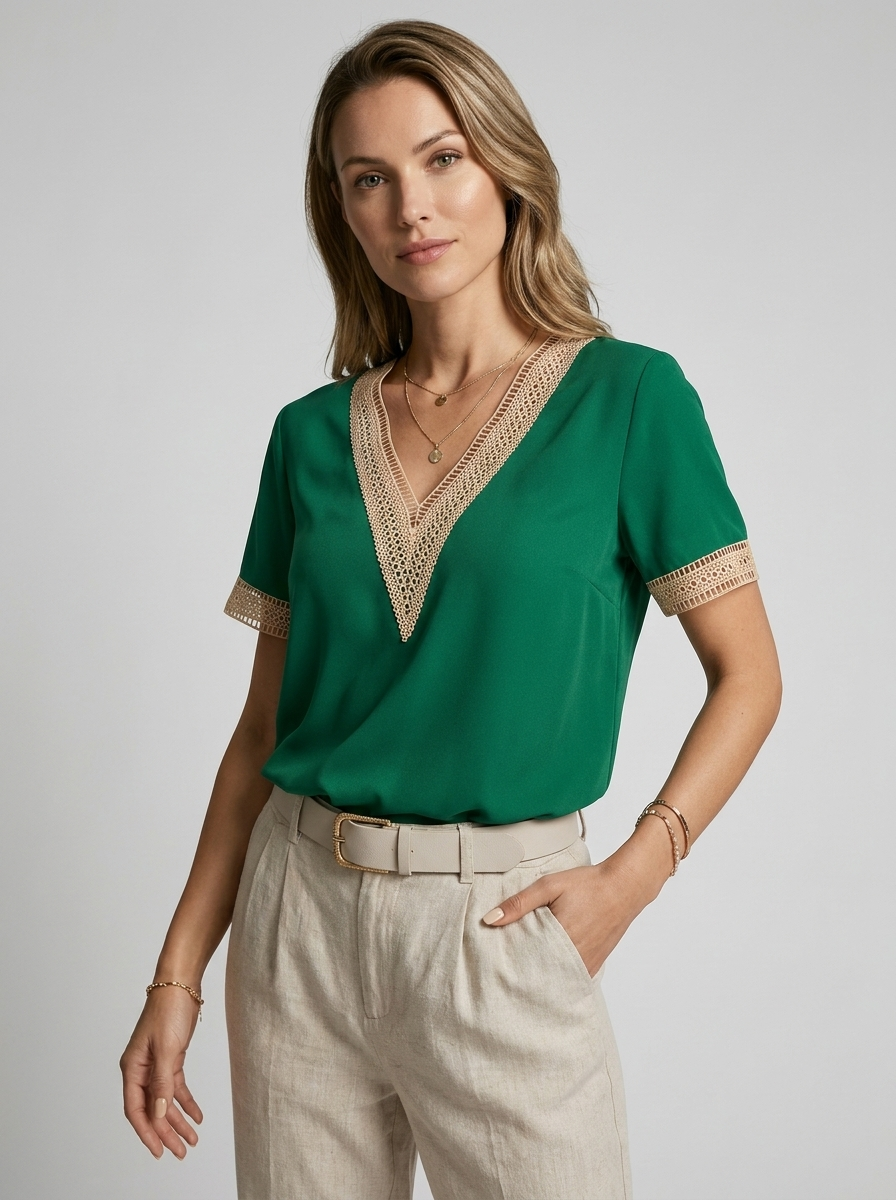 Leah | Elegant V-Hals Bluse Med Blondedetaljer