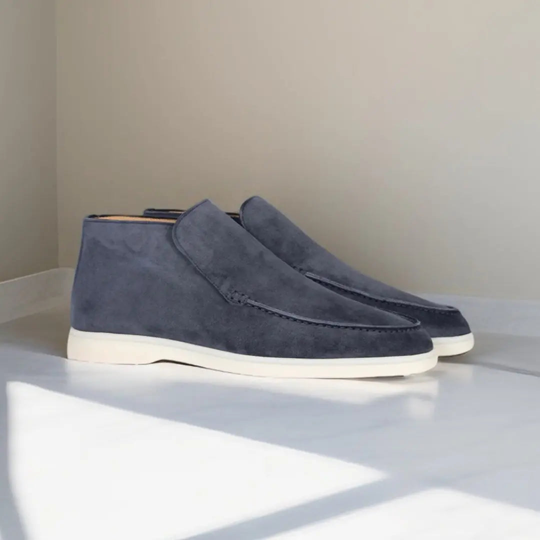 Alvaro | Mocassini classici in suede con design minimalista