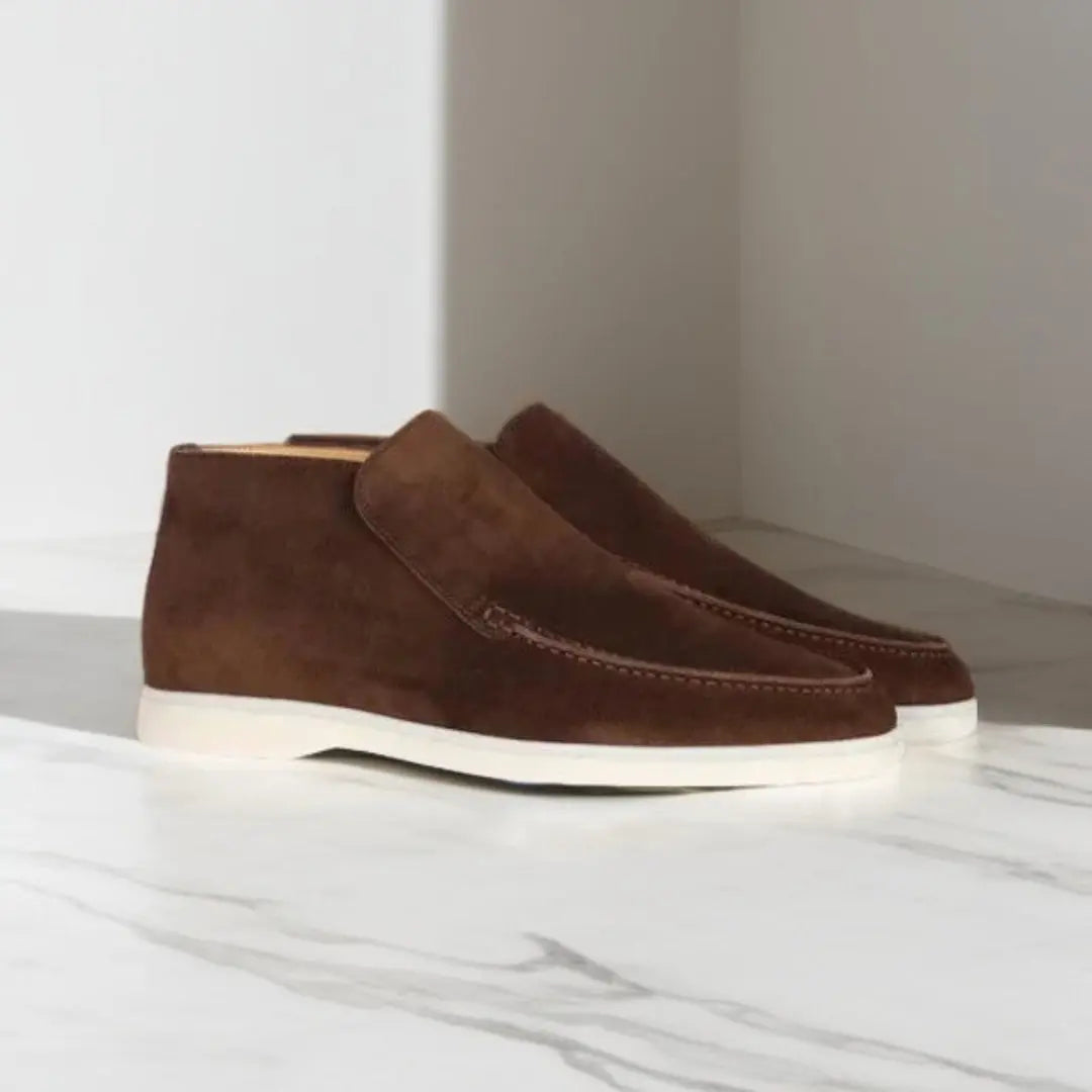 Alvaro | Mocassini classici in suede con design minimalista