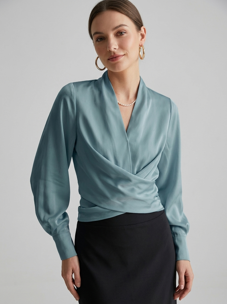 Elvira | Elegant Slå-Om Bluse Med V-Udskæring Og Drapering