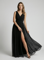 Serena | Elegante abito lungo con scollo a V e spacco