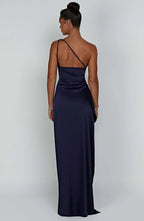 Alessia | One-Shoulder Satin Kjole