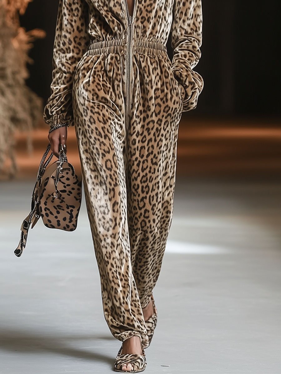 Nadia | Dame Leopard Velour Jumpsuit