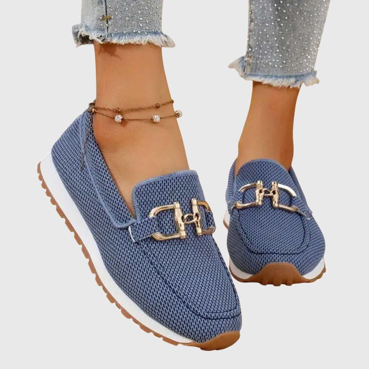 Dame loafersneakers med tekstureret overdel, rund tå og guldfarvet spænde