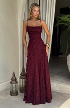 Aurelia | Robe maxi élégante avec bretelles spaghetti et texture