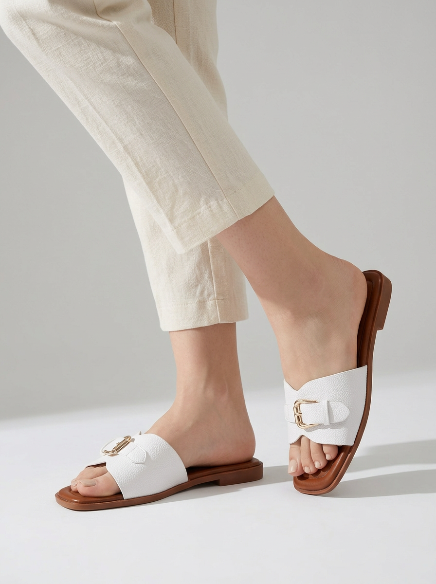 Larevia | Dame Sandaler
