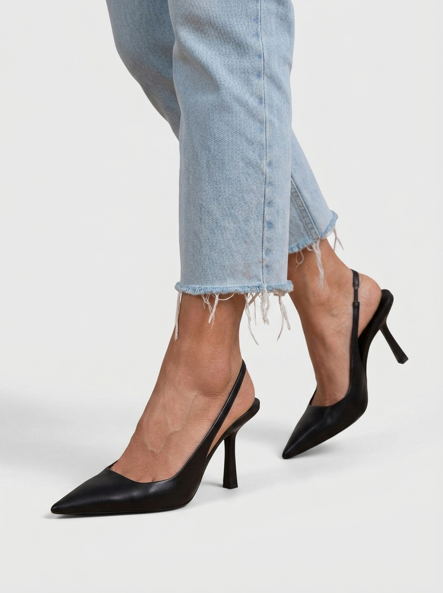 Valenza | Eleganti tacchi slingback con punta affusolata