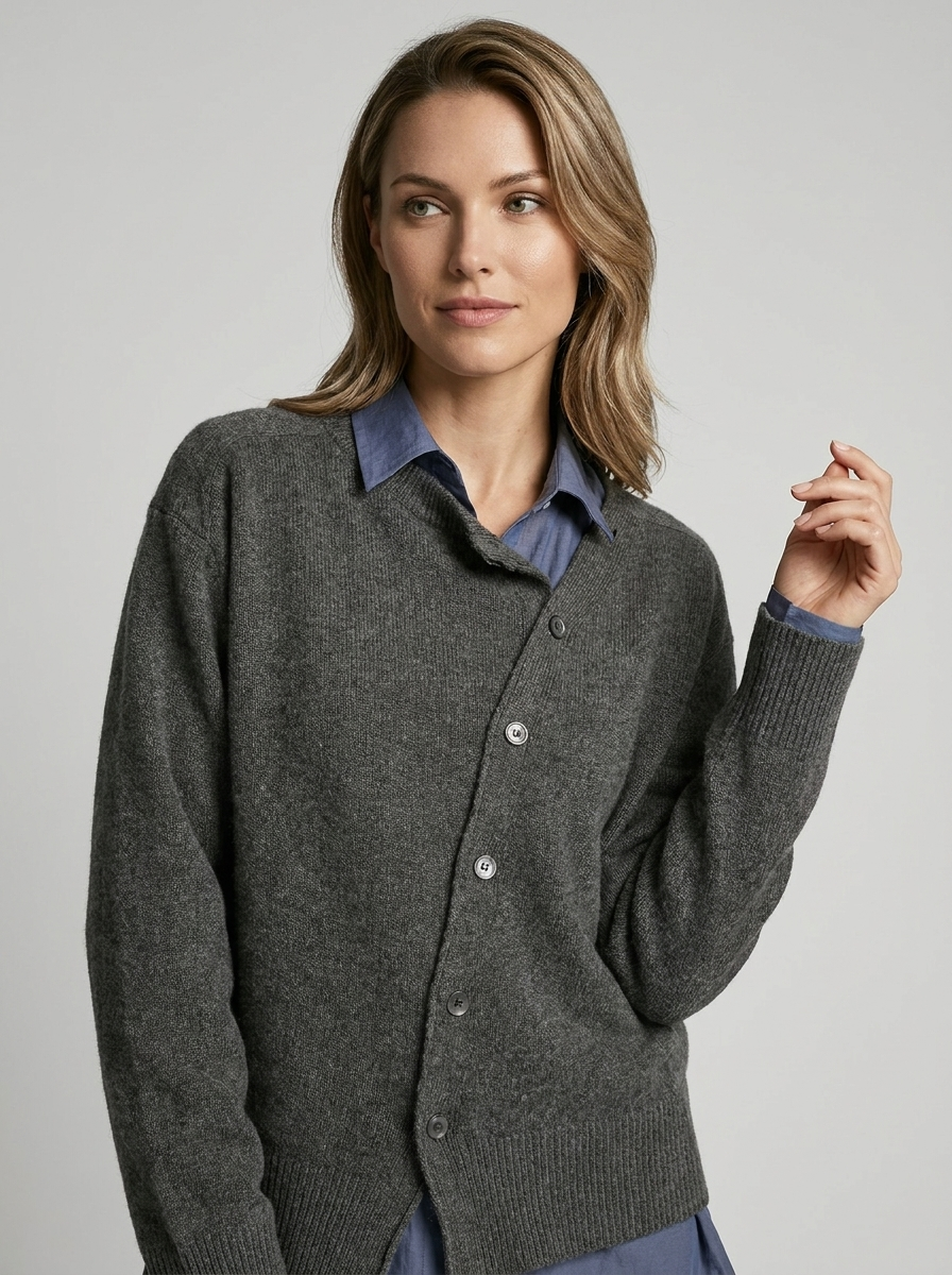 Amalie | Asymmetrisk Cardigan Med Knapper