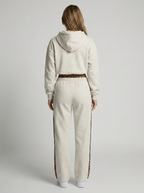 Velora | Dame Cropped Hoodie Sæt med Leopardprint Detalje