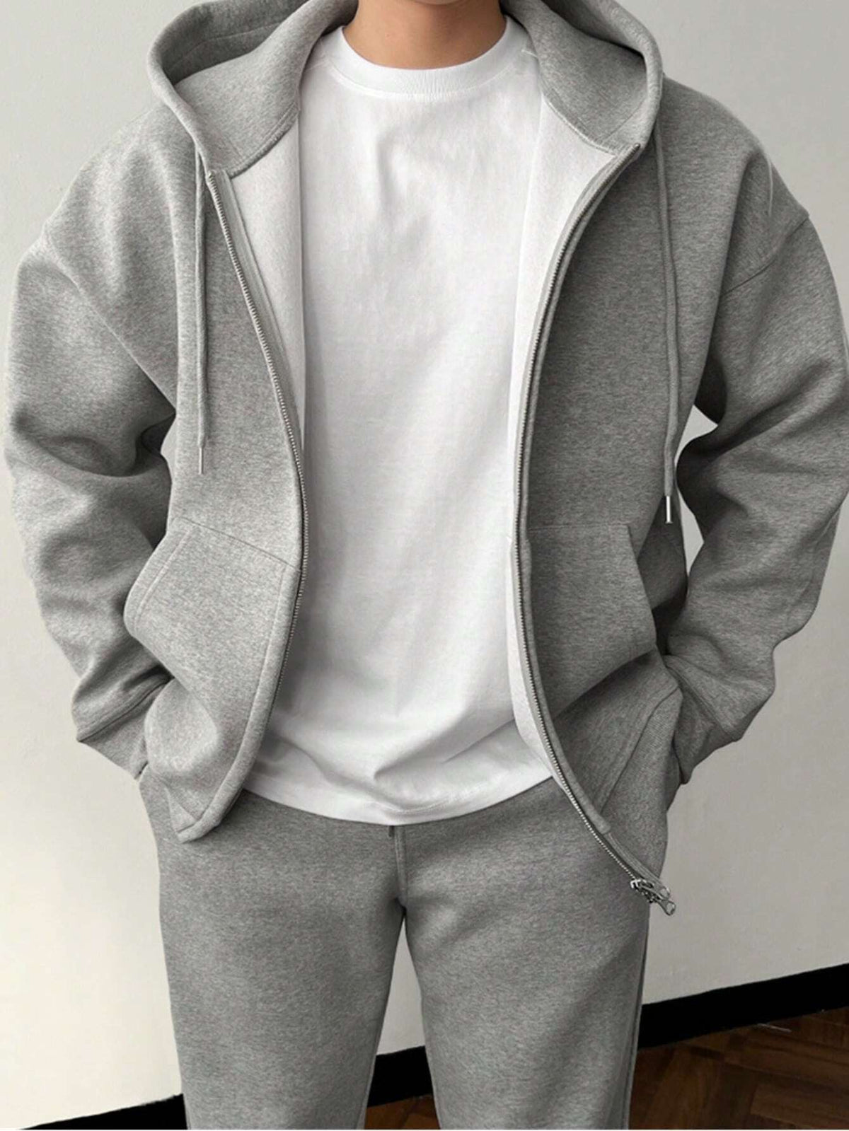 Leon | Men's fleece tracksuit with hoodie and trousers
