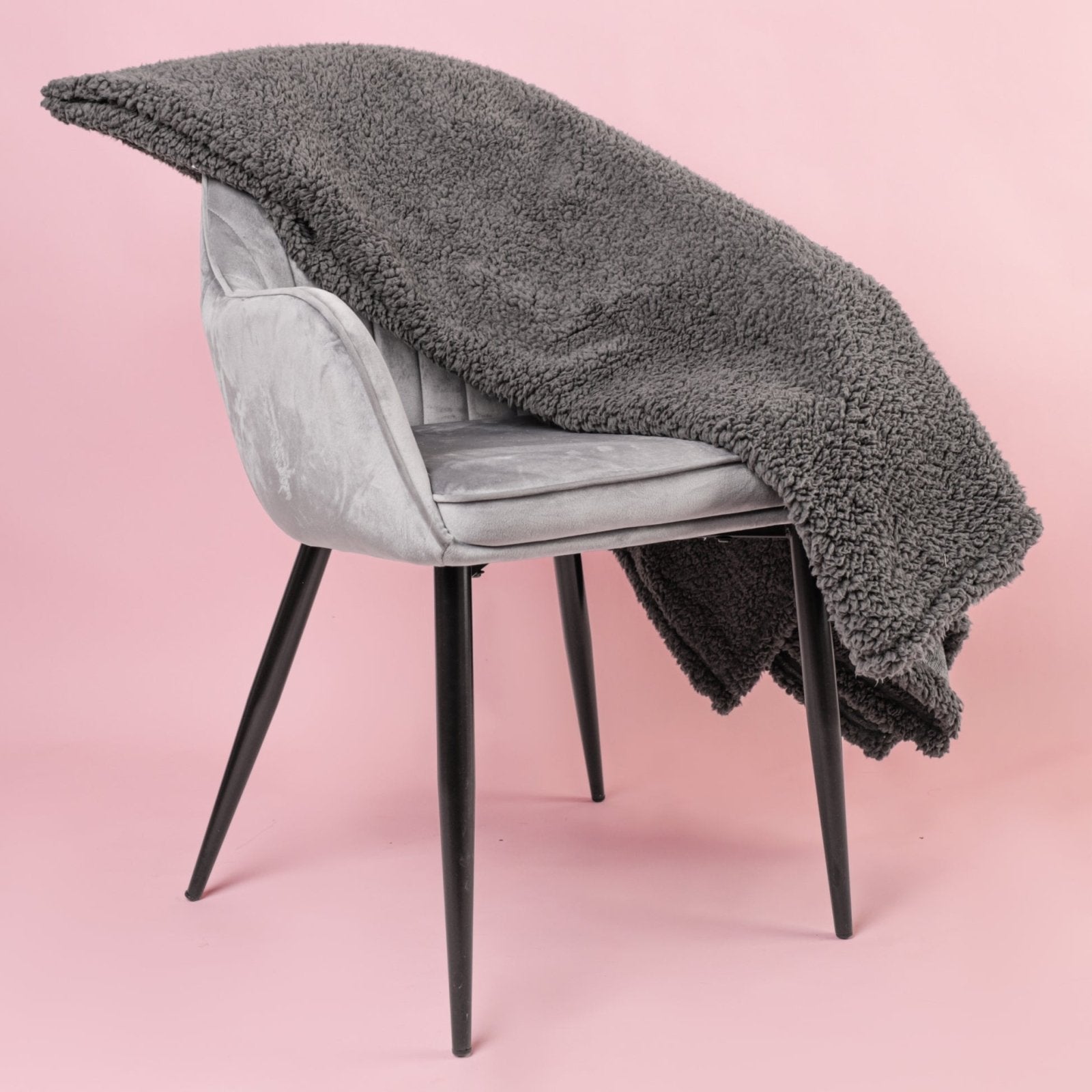 CuddleBlanket | 100% Vandtæt og Blød Plaid til Intime Øjeblikke